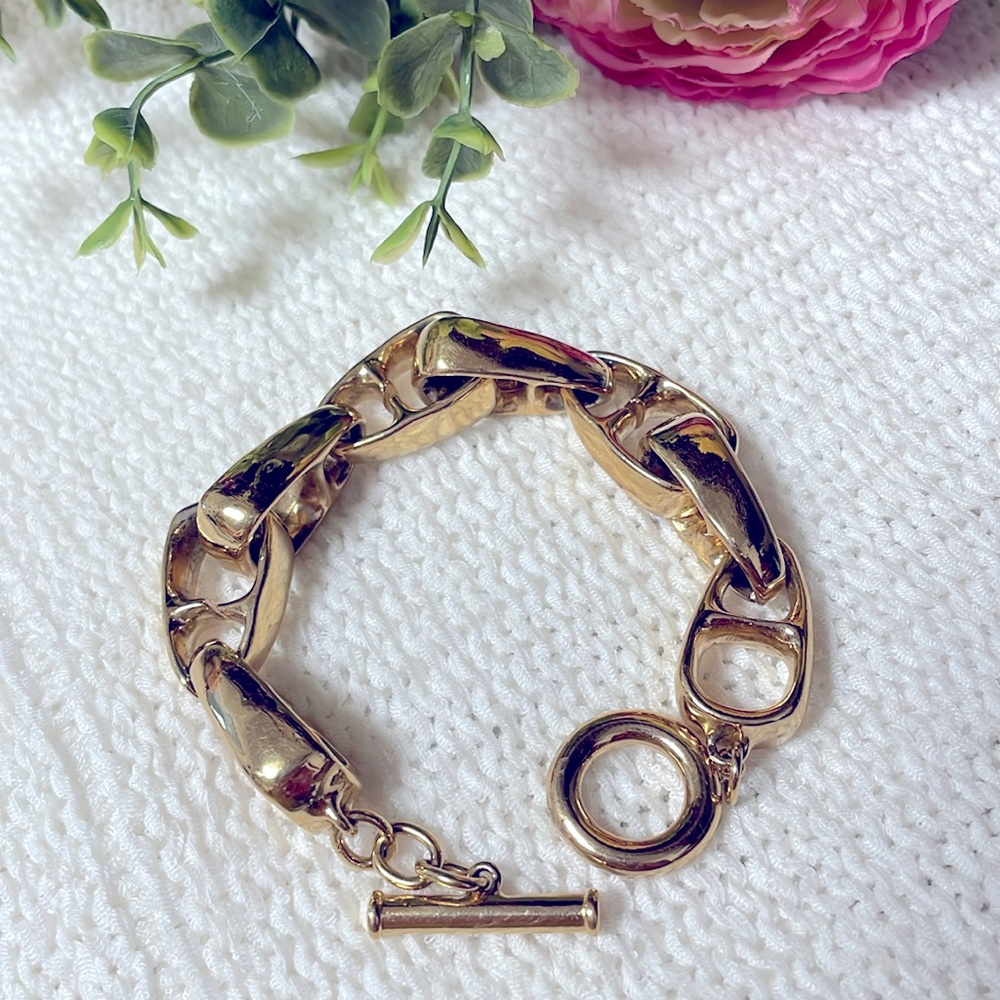 Givenchy Gold Chunky Chain Bracelet